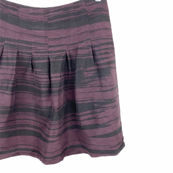 Banana Republic Purple Black Pleated Silk Skirt 2 - Picture 2 of 4